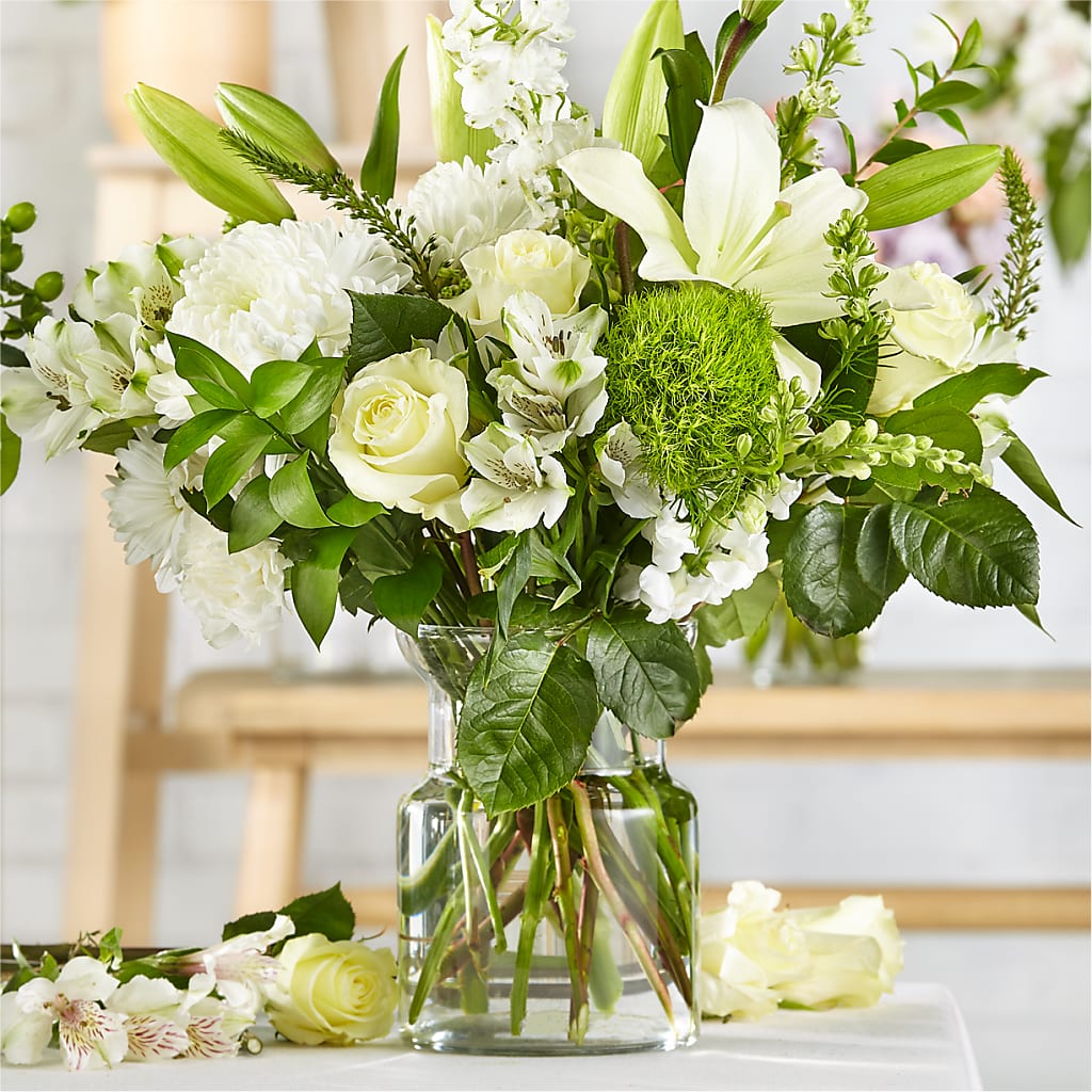 Classic Ivory – A Florist Original – Westmont Floral, Westmont IL